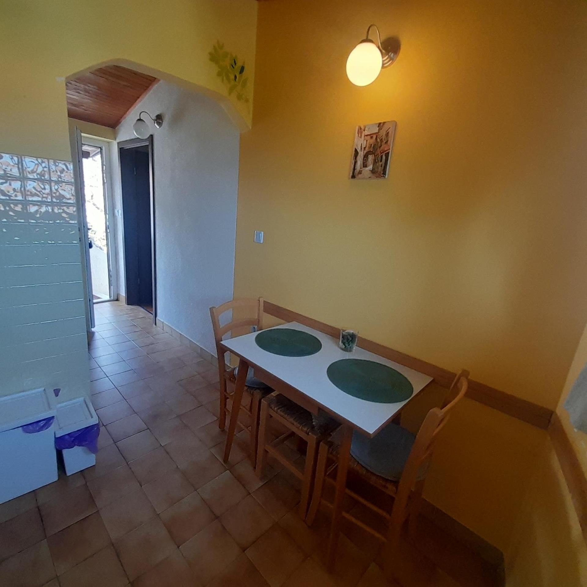 Apartments Renata - Brseč المظهر الخارجي الصورة